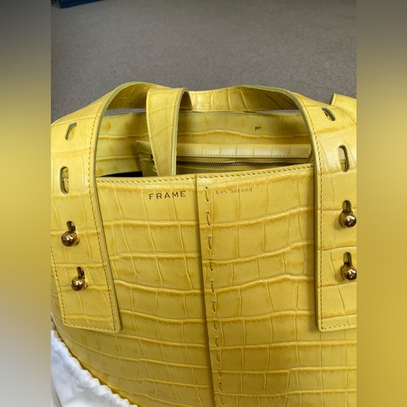 FRAME Les Second Embossed Leather Tote - Picture 14 of 16